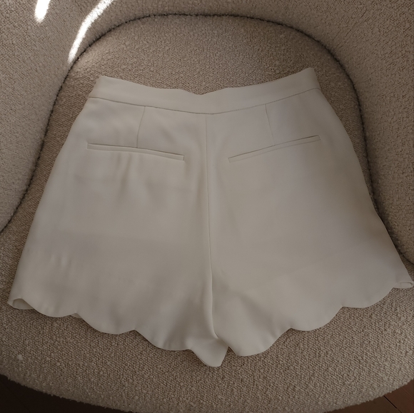Aritzia Wilfred Arbre Shorts - Picture 3 of 6
